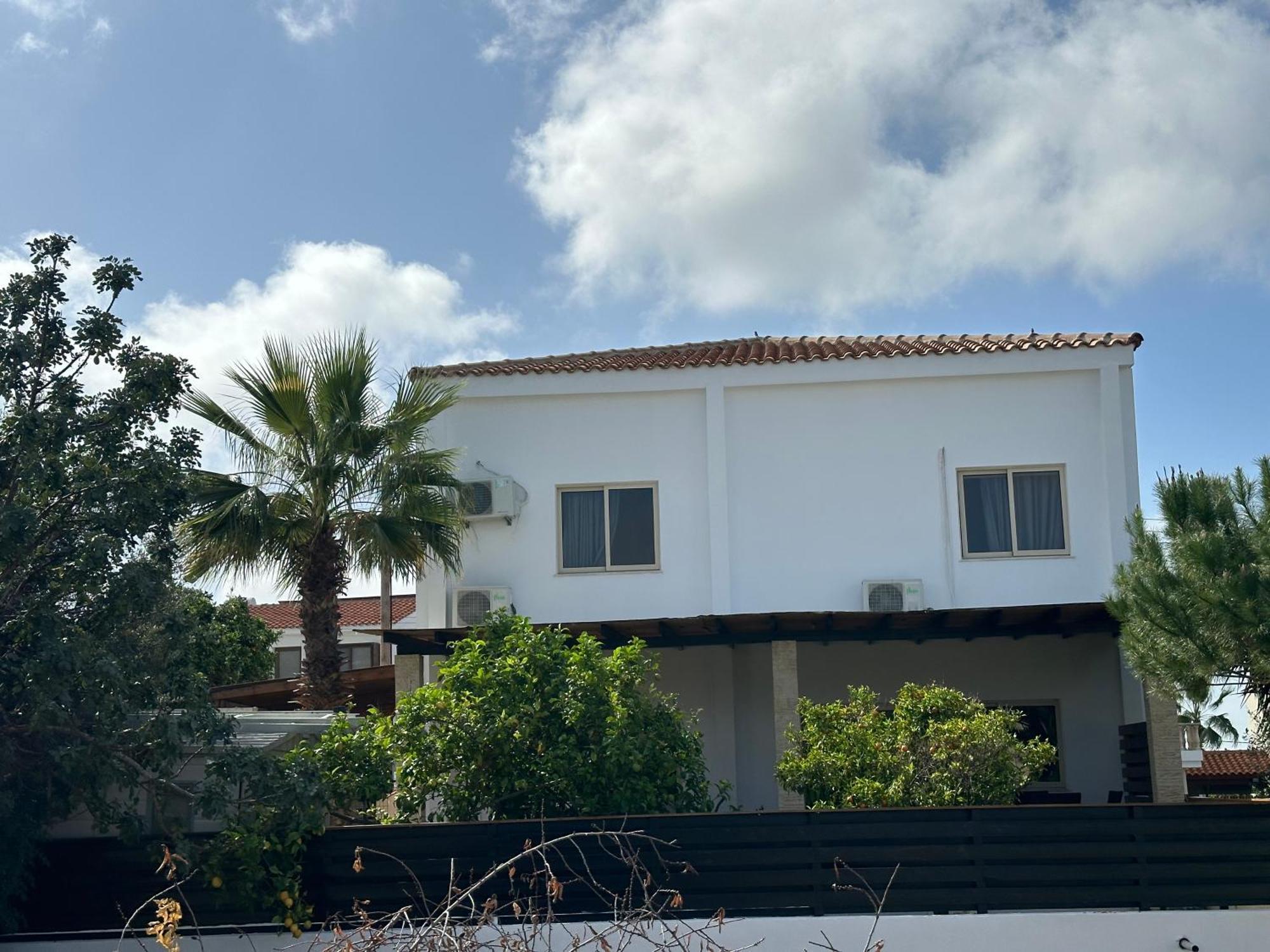 Villa Nikitas Konia Luaran gambar